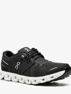 On Clouds running/hiking shoes